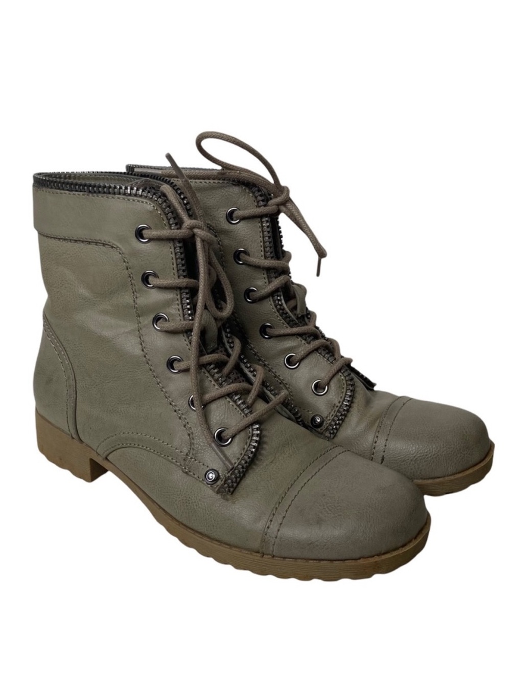 G by Guess Combat Boots GC BELVA Lace Up Zipper Trim Studded
